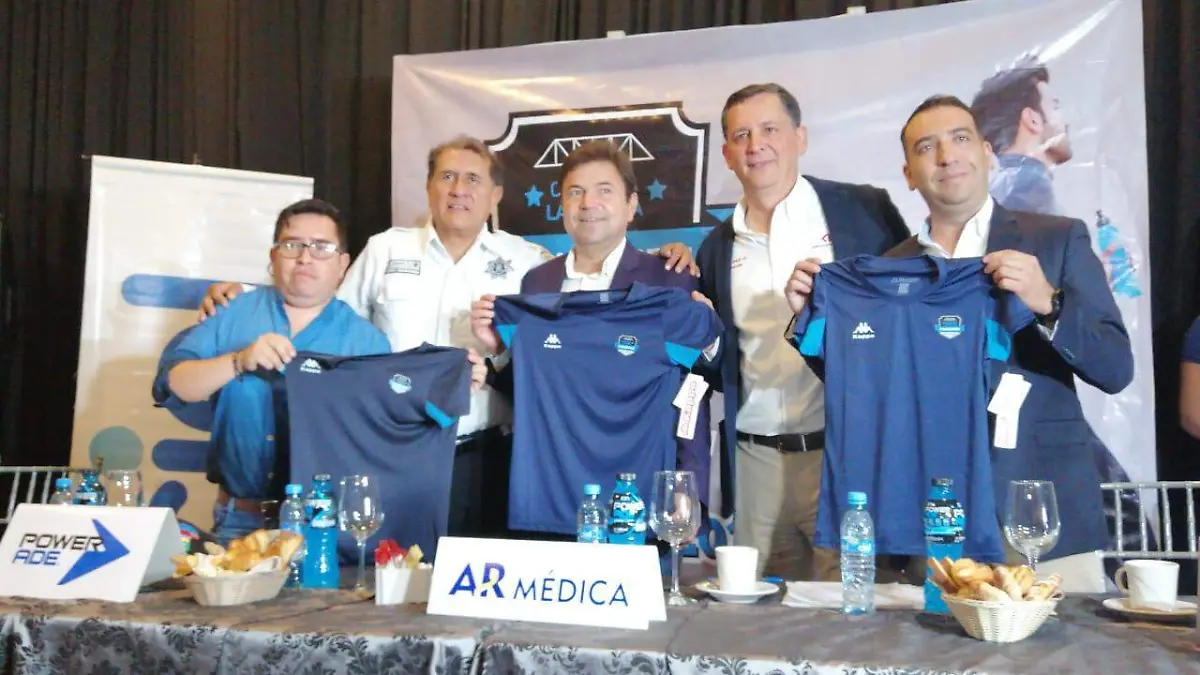 05 Mil 200 Corredores en la justa atlética Powerade